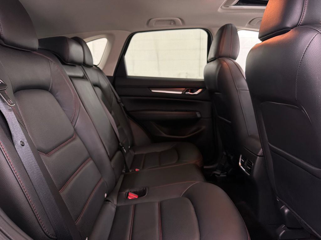 Used 2025 MAZDA CX-5 Carbon Edition AWD/4WD image 31