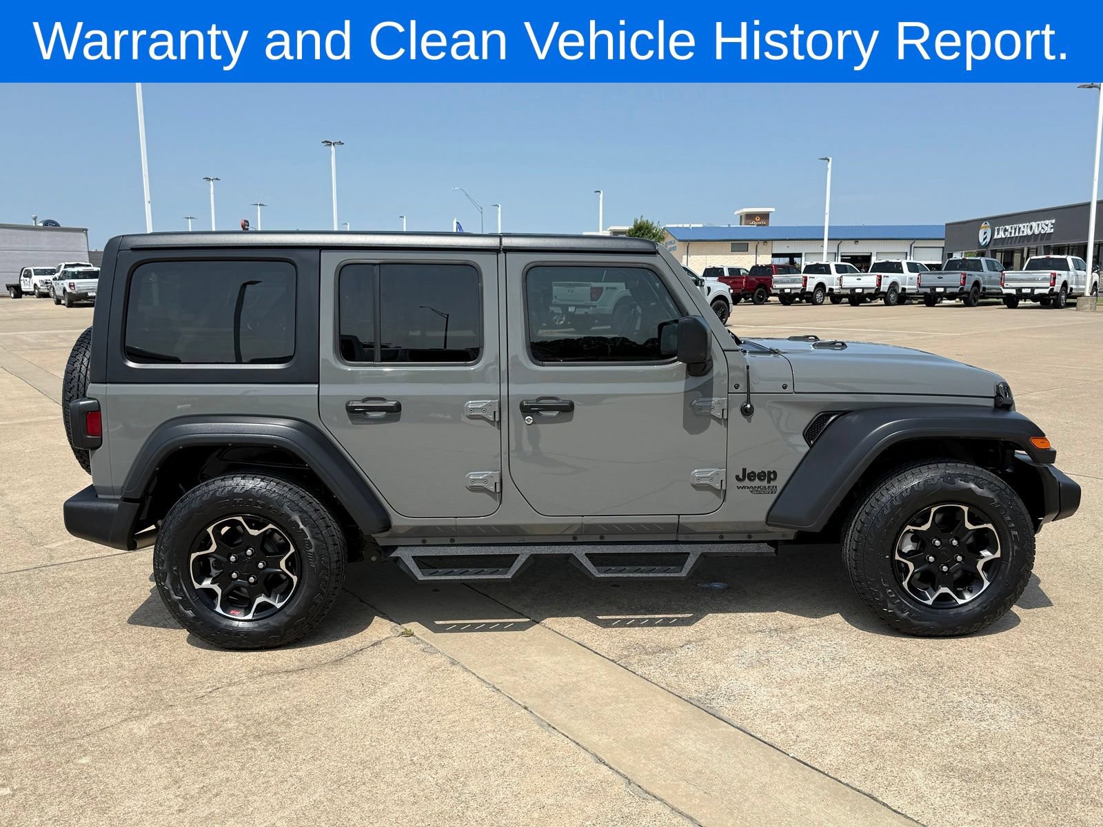 Used 2021 Jeep Wrangler Unlimited Sport AWD/4WD image 4