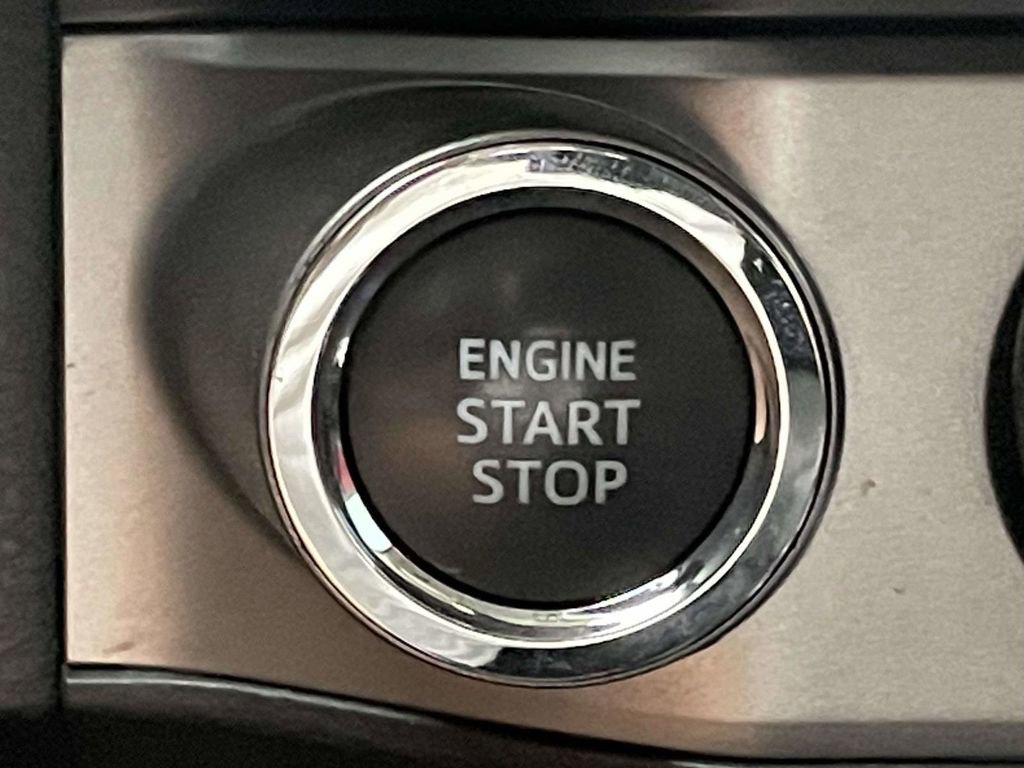 Used 2023 Toyota Tacoma SR5 AWD/4WD image 22