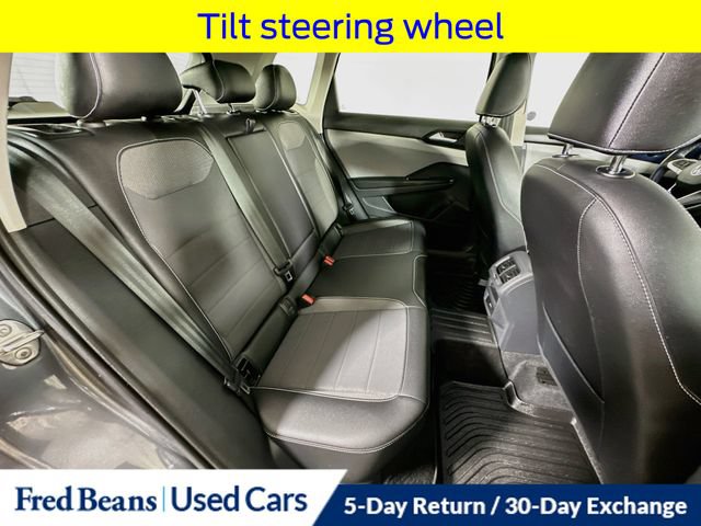 Used 2022 Volkswagen Taos SE w/ Panoramic Sunroof Package AWD/4WD image 32