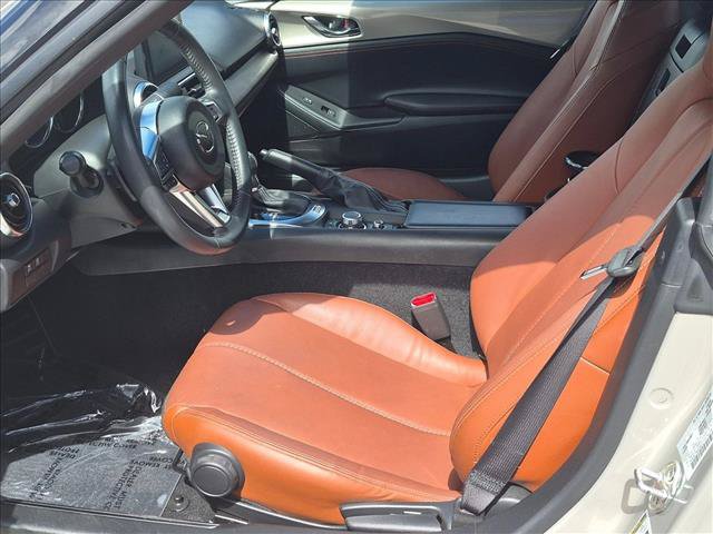 Used 2022 MAZDA MX-5 Miata Grand Touring w/ Weather Package RWD image 17