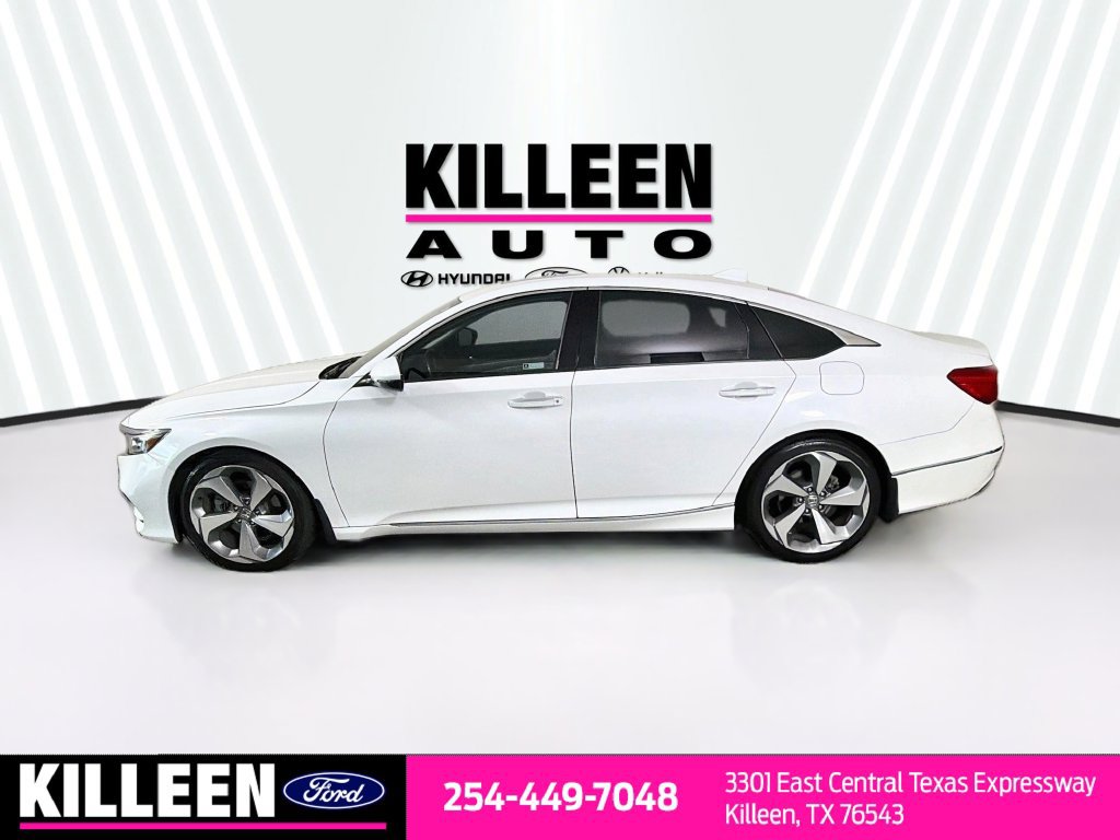 Used 2018 Honda Accord Touring image 4
