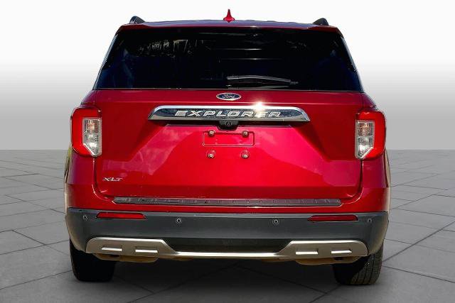 Certified 2020 Ford Explorer XLT w/ Equipment Group 202A RWD image 5