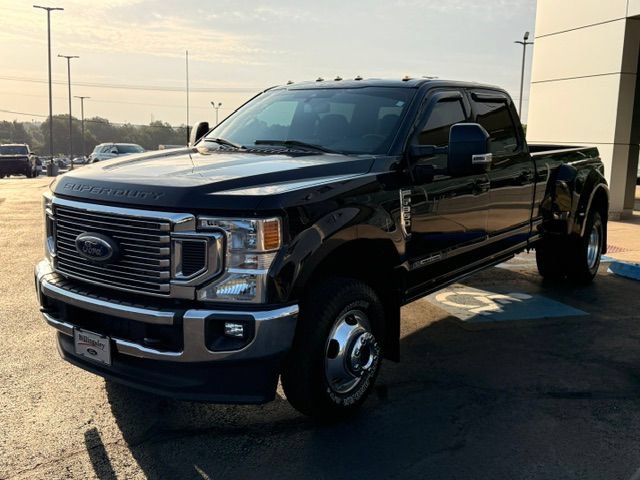 Certified 2022 Ford F350 Lariat w/ Lariat Ultimate Package AWD/4WD image 3