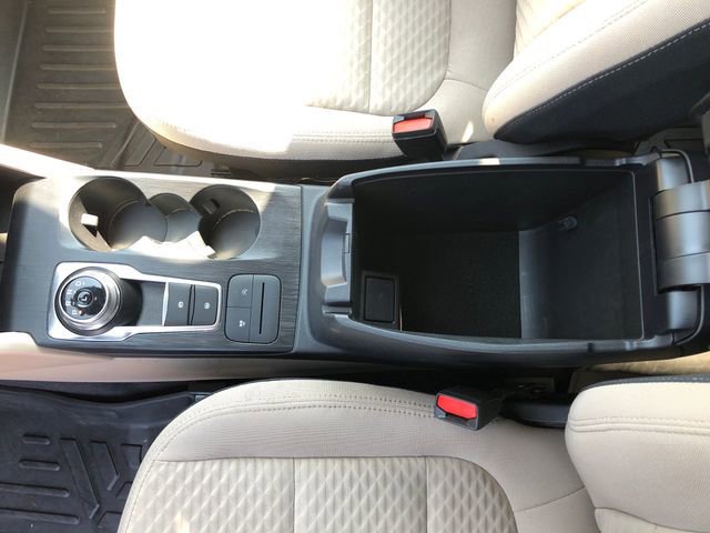 Certified 2022 Ford Escape SE w/ Cold Weather Package image 23