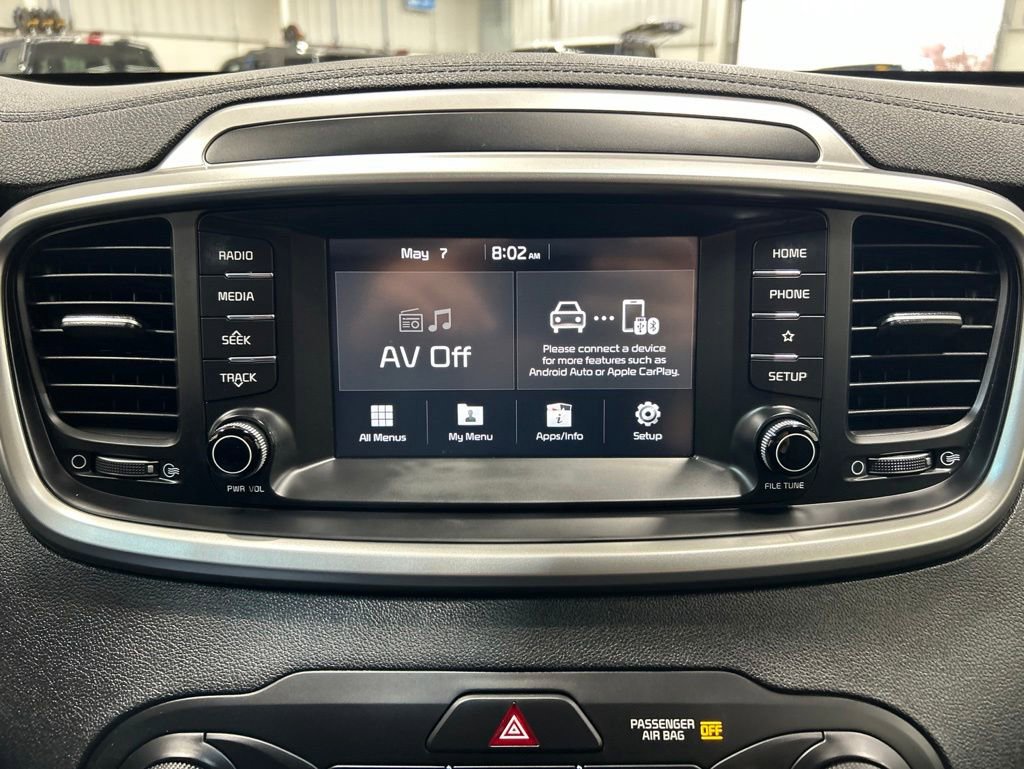 Used 2020 Kia Sorento LX FWD image 18