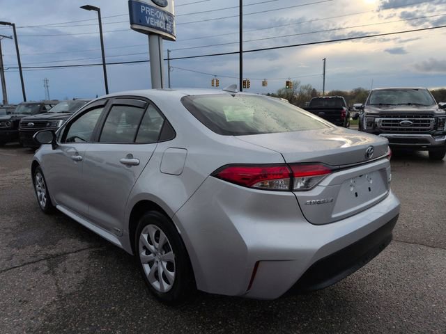 Used 2024 Toyota Corolla LE AWD/4WD image 5