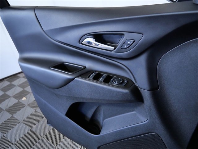 Used 2023 Chevrolet Equinox LT image 25