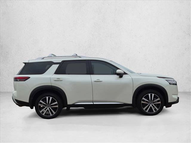 Used 2024 Nissan Pathfinder Platinum AWD/4WD video 4