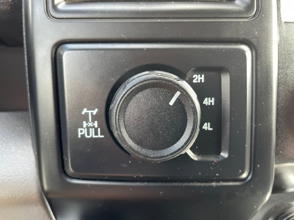 Certified 2019 Ford F150 XL w/ Equipment Group 101A Mid AWD/4WD image 36