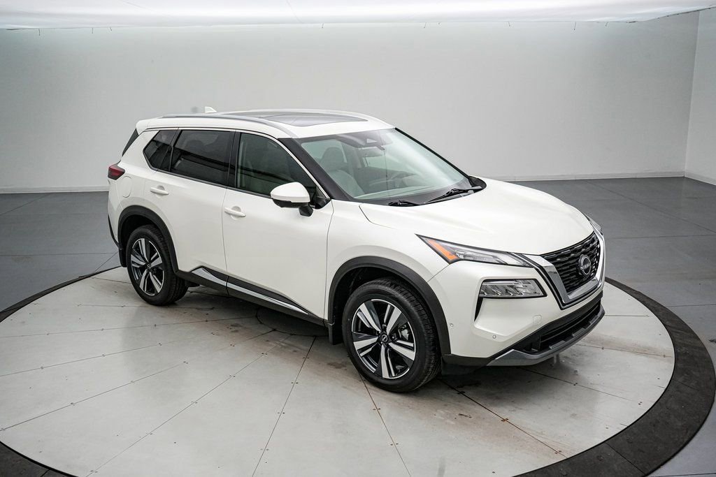 Used 2023 Nissan Rogue SL w/ SL Premium Package image 8