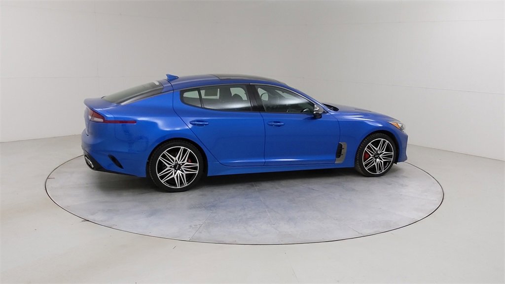 Used 2023 Kia Stinger GT2 image 13