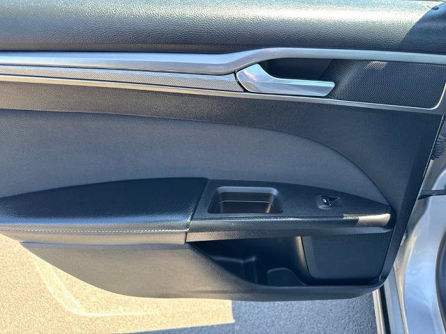 Certified 2019 Ford Fusion SE FWD image 15