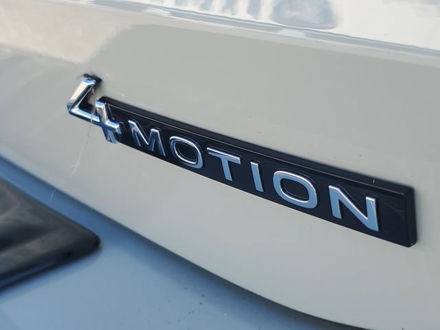 Used 2025 Volkswagen Tiguan SEL R-Line image 7