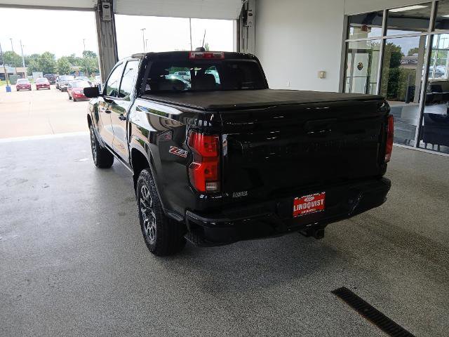 Used 2023 Chevrolet Colorado Z71 w/ Z71 Convenience Package 2 image 3