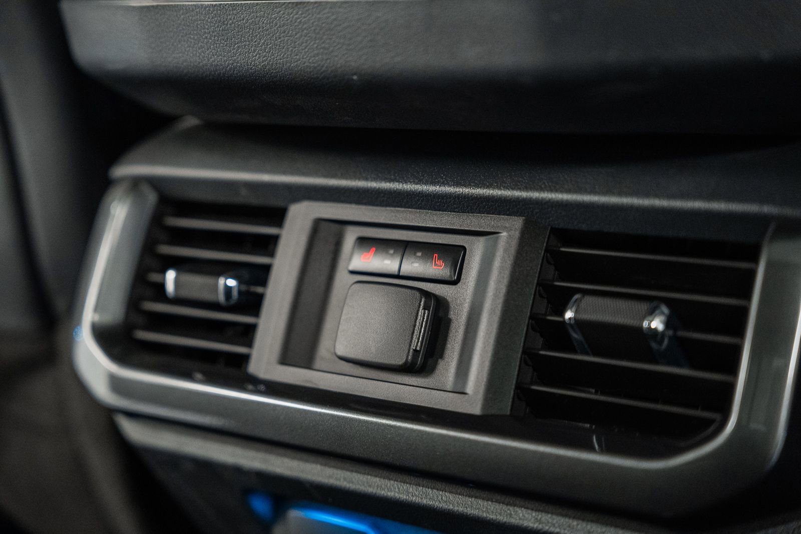 Certified 2023 Ford F150 Lariat w/ Equipment Group 502A High image 45