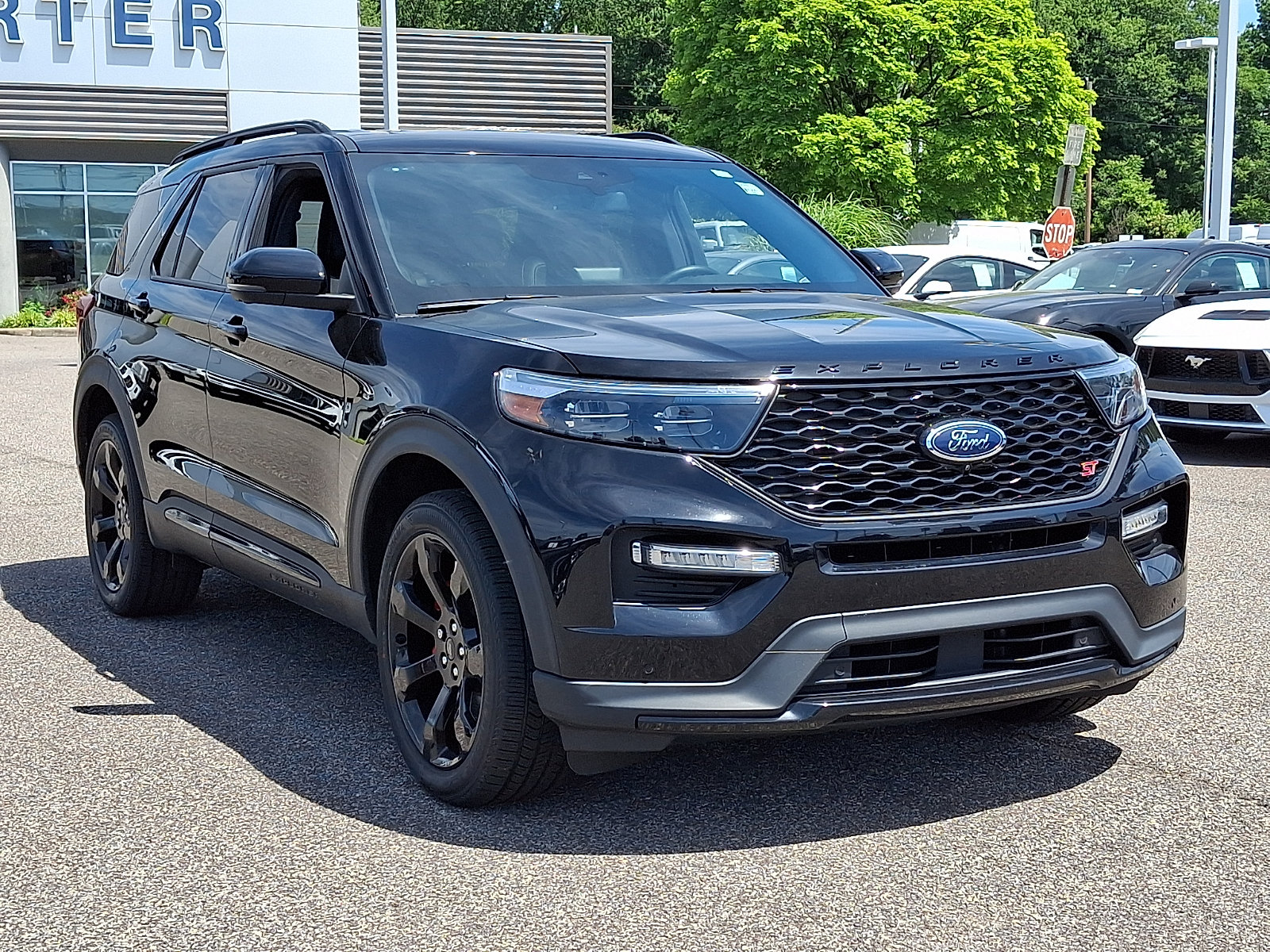 Certified 2023 Ford Explorer ST w/ Equipment Group 401A AWD/4WD image 2