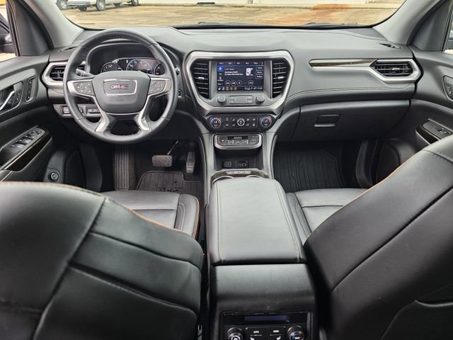 Used 2023 GMC Acadia AT4 w/ Technology Package image 8