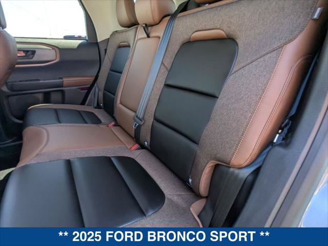Certified 2025 Ford Bronco Sport Outer Banks w/ Outer Banks Tech Package+ AWD/4WD image 21