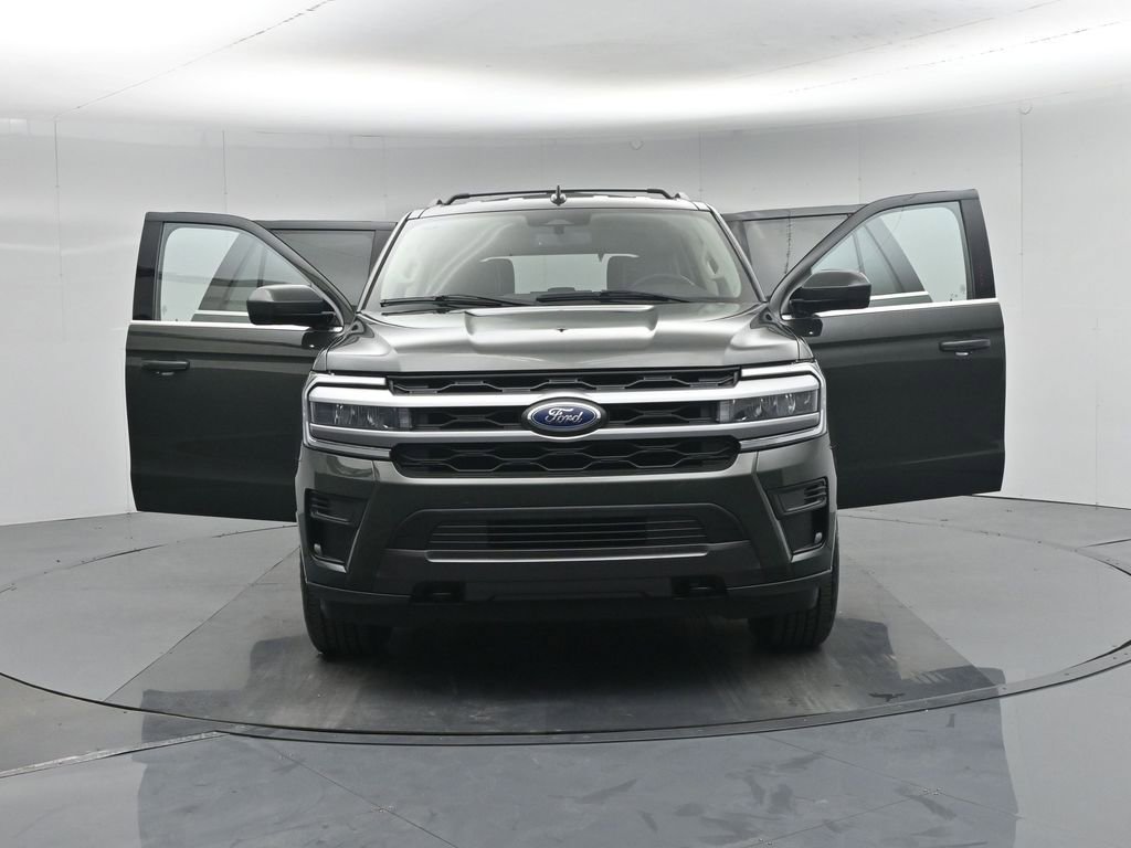 Certified 2023 Ford Expedition XLT image 43