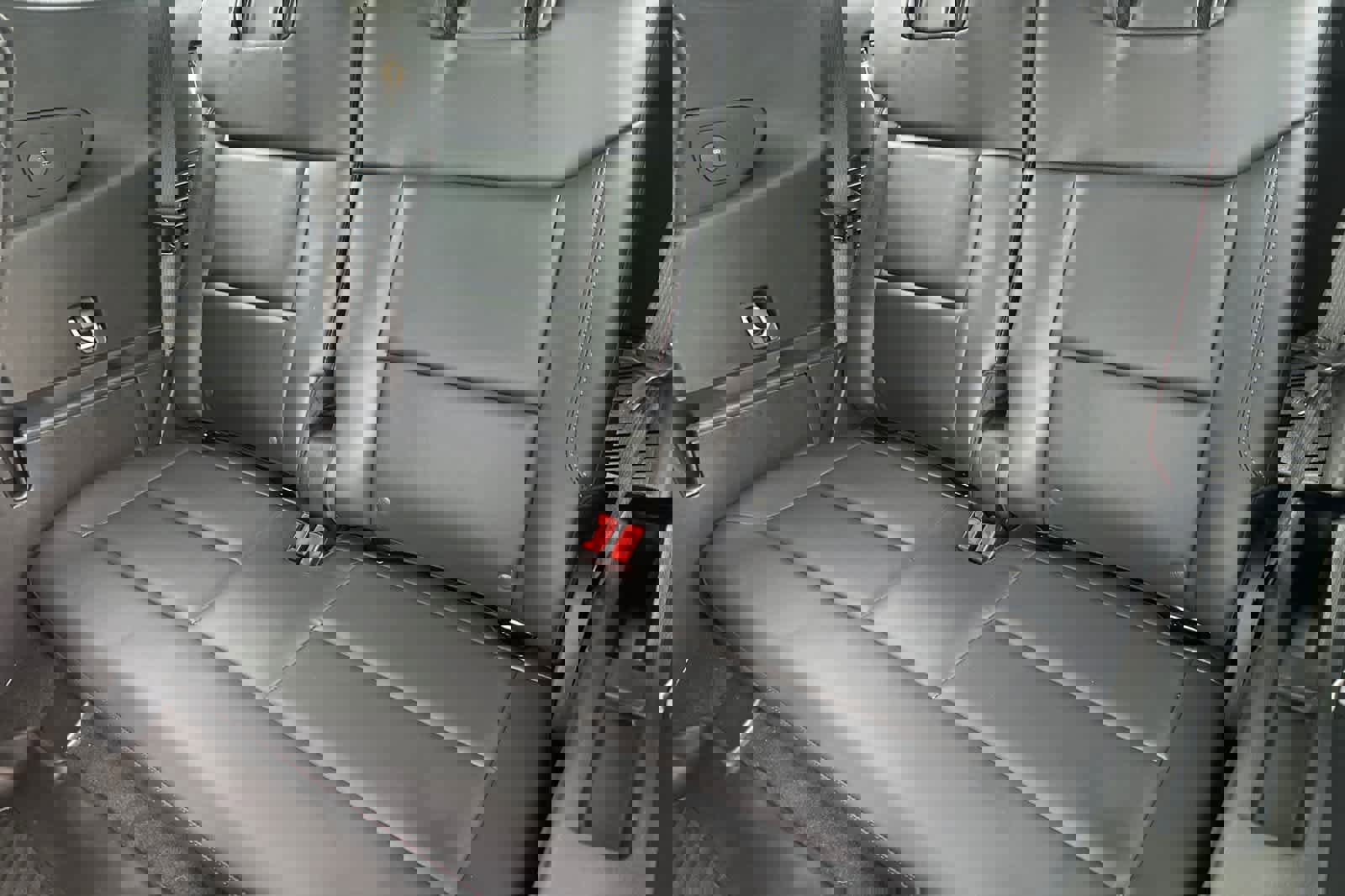 Certified 2026 Ford Explorer ST-Line image 15