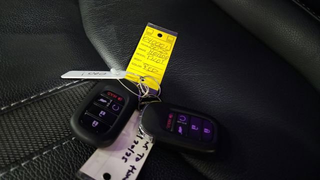 Used 2025 Honda Pilot EX-L image 14