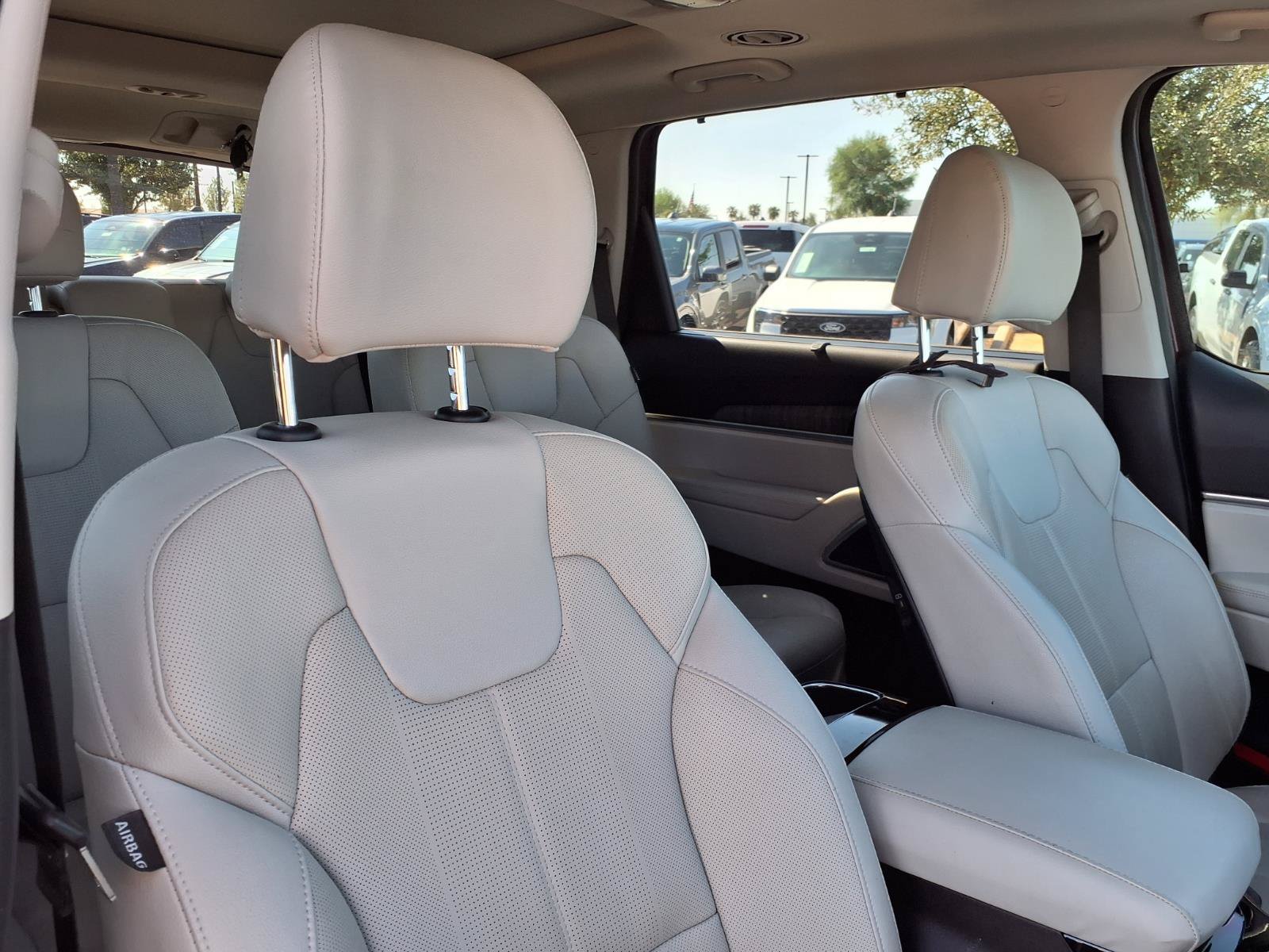 Used 2024 Kia Telluride SX AWD/4WD image 11