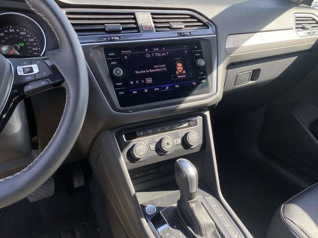 Used 2021 Volkswagen Tiguan SE AWD/4WD image 29