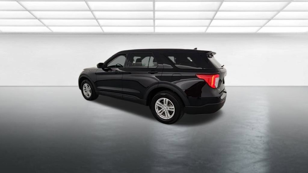 Certified 2023 Ford Explorer XLT image 6