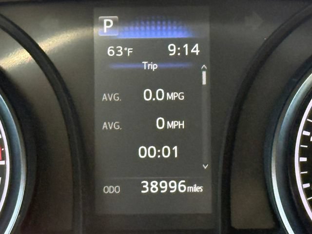 Used 2023 Toyota Camry SE FWD image 33