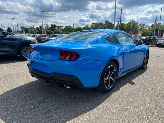 Certified 2024 Ford Mustang Coupe RWD image 4
