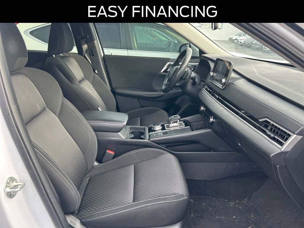 Used 2022 Mitsubishi Outlander ES AWD/4WD image 16