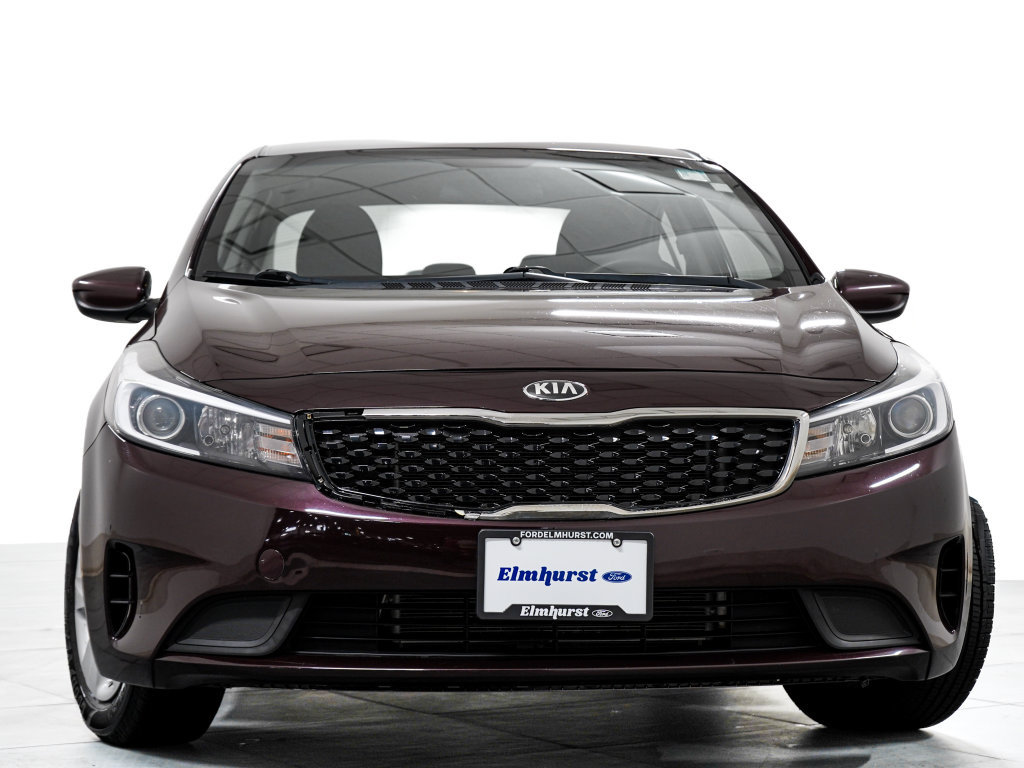 Used 2017 Kia Forte LX FWD image 3