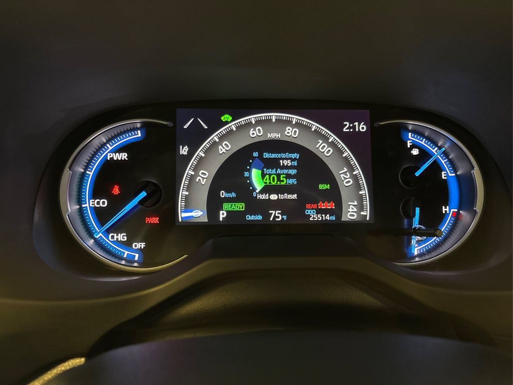 Used 2024 Toyota RAV4 LE AWD/4WD image 27