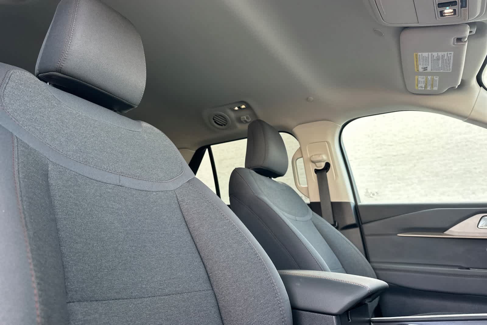 Certified 2025 Ford Explorer Active RWD image 19
