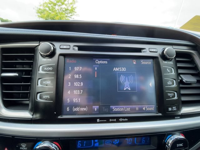 Used 2019 Toyota Highlander XLE AWD/4WD image 21