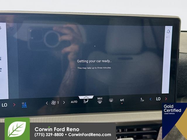 Certified 2025 Ford Explorer Platinum w/ LUX Leather Package image 17