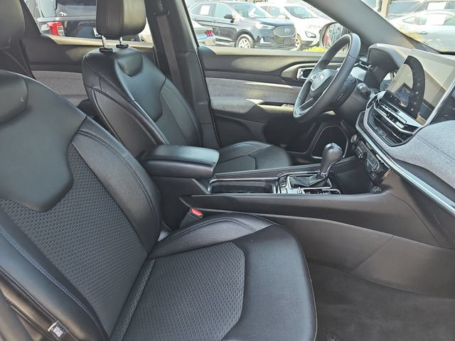 Used 2024 Jeep Compass Latitude AWD/4WD image 10