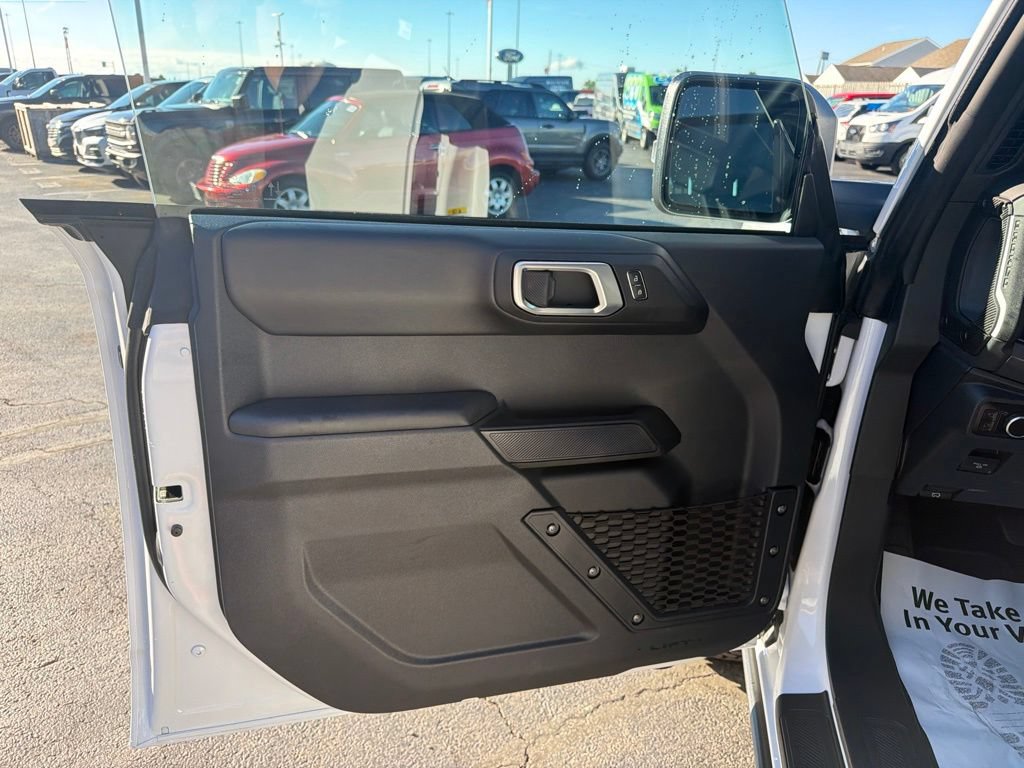 Certified 2025 Ford Bronco Badlands AWD/4WD image 22