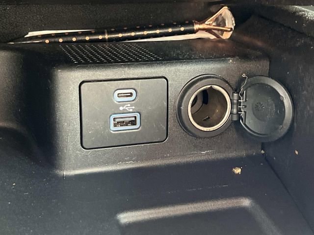 Certified 2022 Ford Escape SE w/ Cold Weather Package AWD/4WD image 23