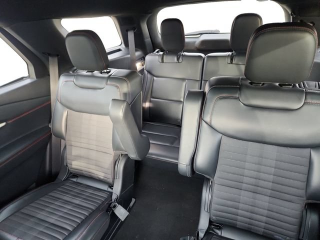 Certified 2025 Ford Explorer ST-Line AWD/4WD image 16