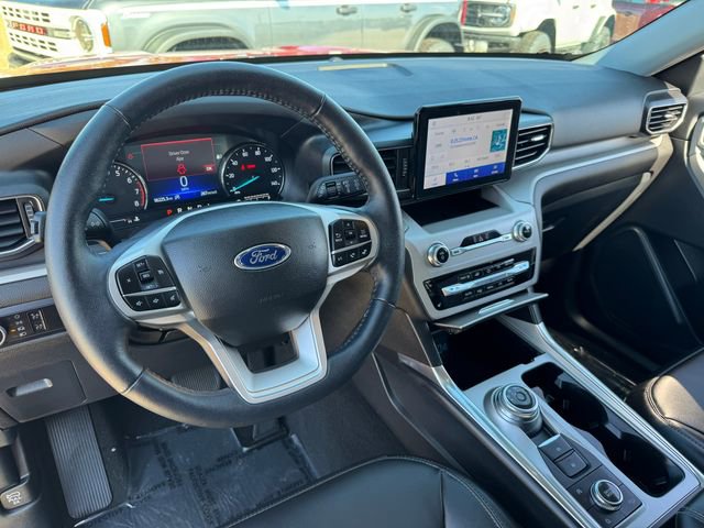Certified 2023 Ford Explorer XLT w/ Equipment Group 202A AWD/4WD image 10
