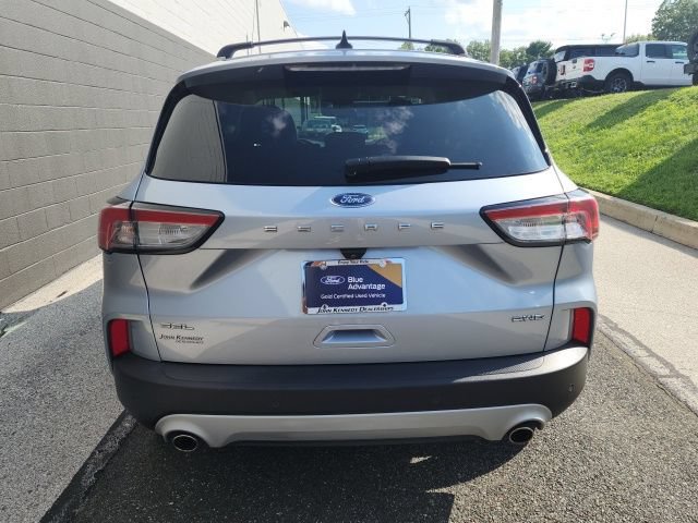 Certified 2022 Ford Escape SEL w/ Technology Package AWD/4WD image 5