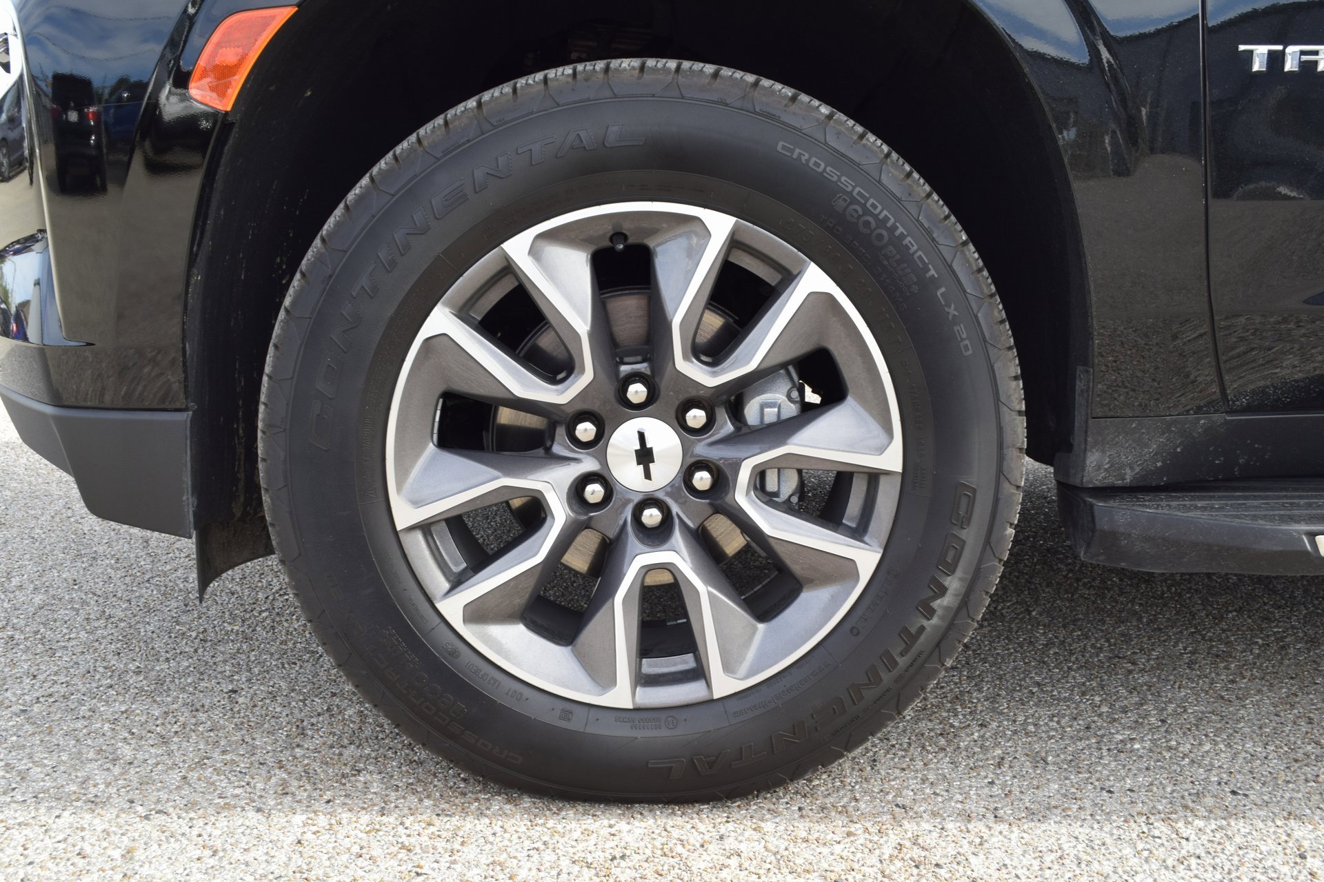 Used 2024 Chevrolet Tahoe LS w/ Driver Alert Package image 27