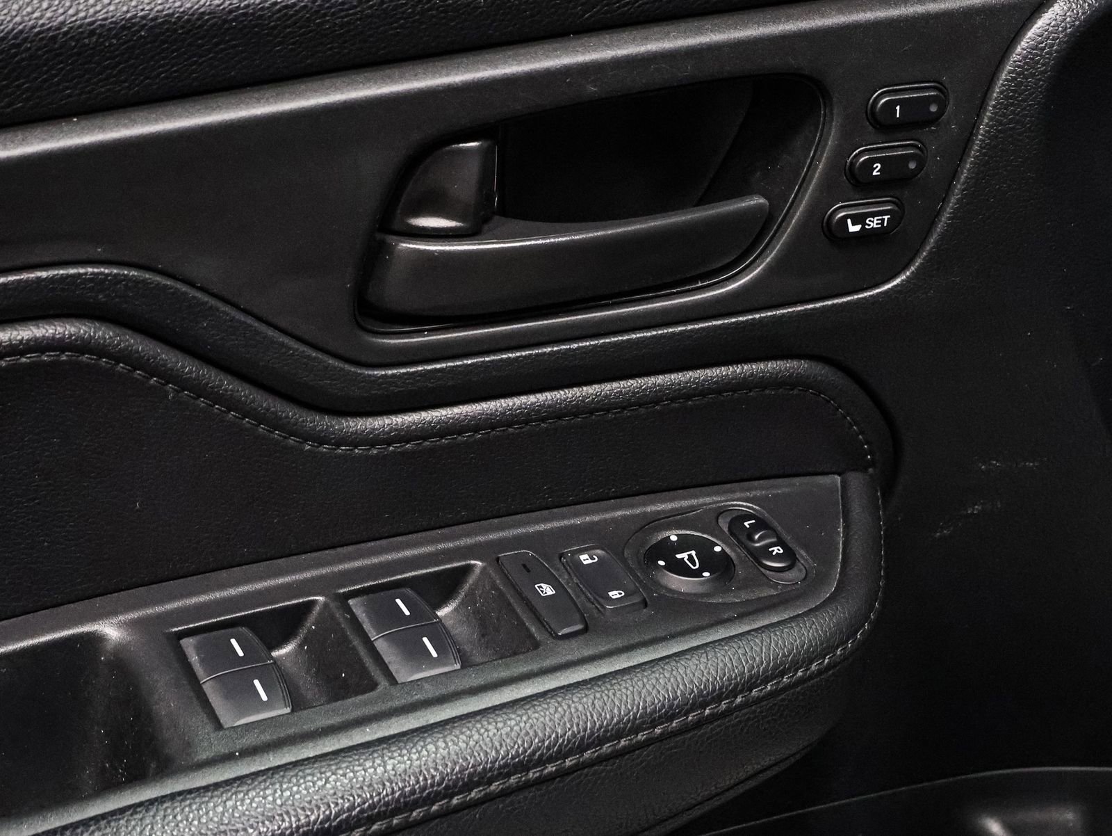 Used 2022 Honda Odyssey EX-L image 19