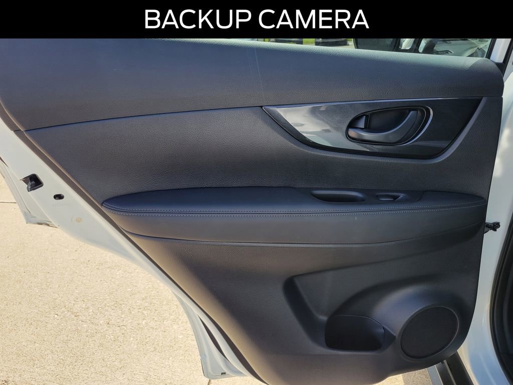 Used 2020 Nissan Rogue S AWD/4WD image 12