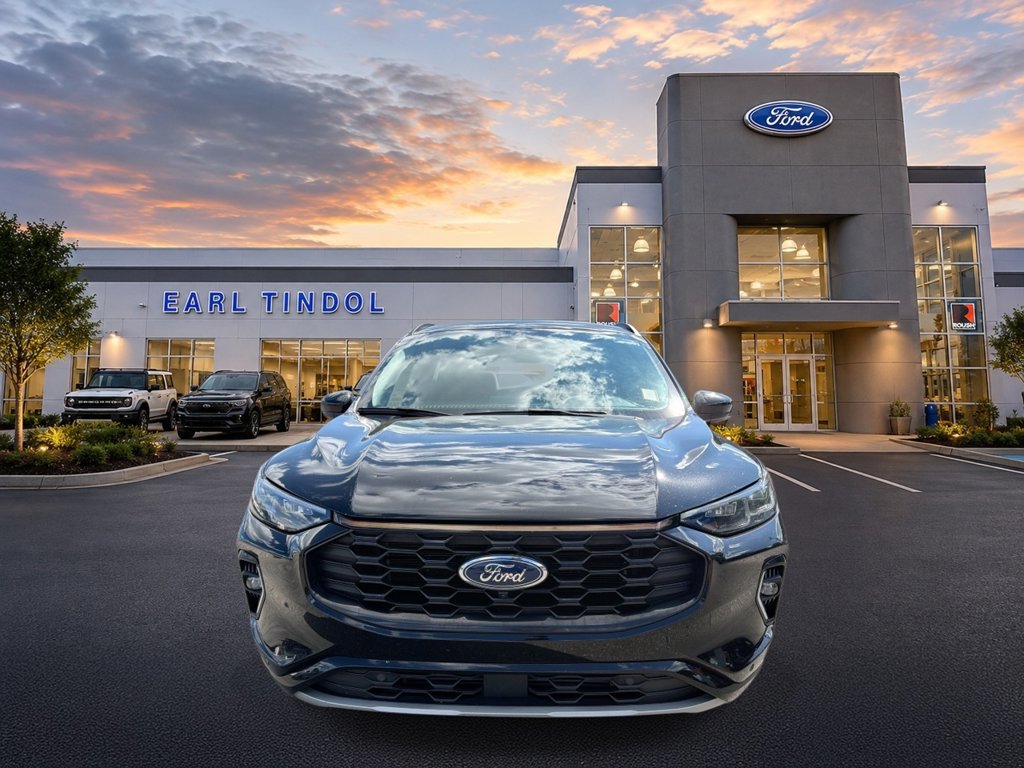 Certified 2023 Ford Escape ST-Line Elite AWD/4WD image 4