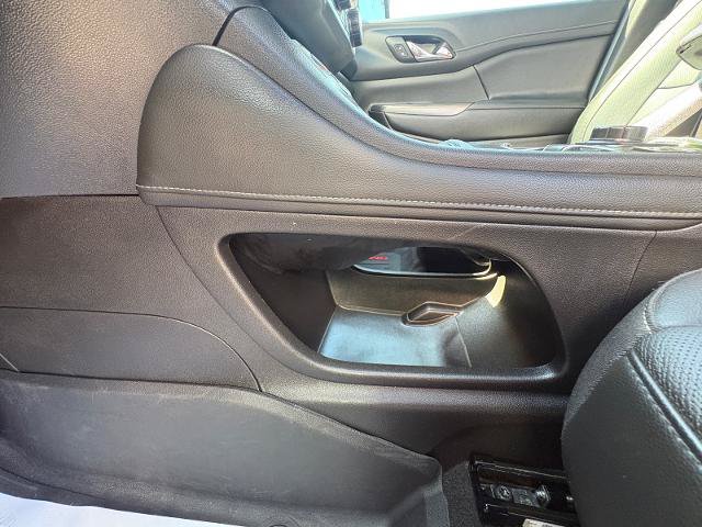 Used 2020 GMC Acadia SLT w/ Premium Package FWD image 16