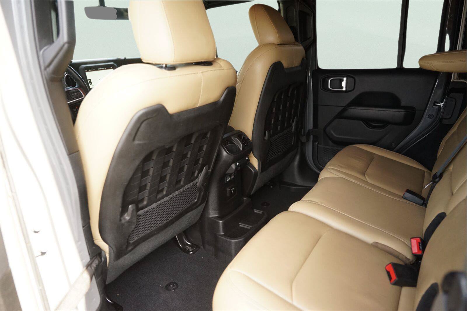 Used 2019 Jeep Wrangler Unlimited Rubicon AWD/4WD image 11