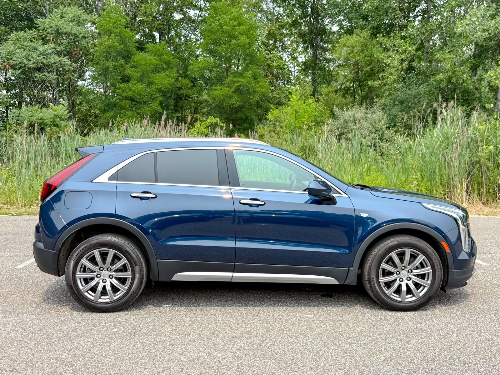 Used 2019 Cadillac XT4 Premium Luxury AWD/4WD image 8